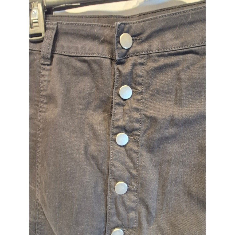 Love Fire Black Button Front A Line  Mini Skirt Size 11 punk goth rocker  Skater - Picture 3 of 4